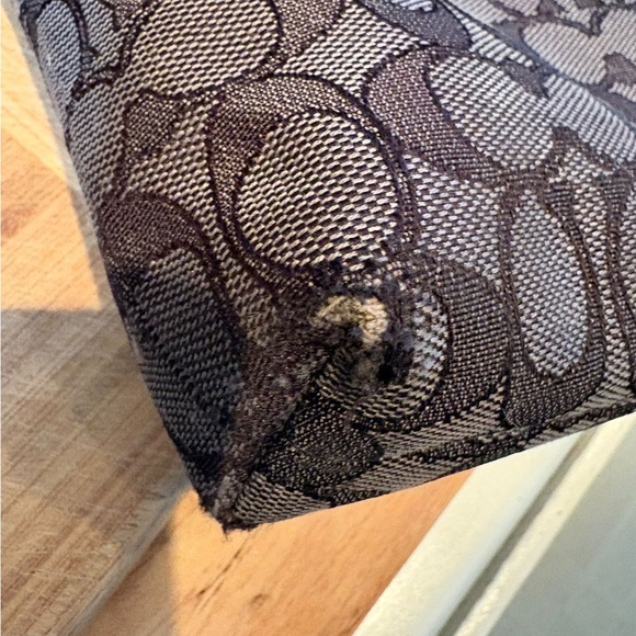 Coach Dark Brown Signature Crossbody Bag - Picture 4 of 5